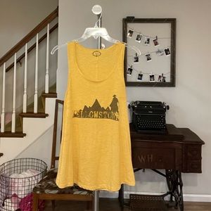 “Yellowstone” raserback tank